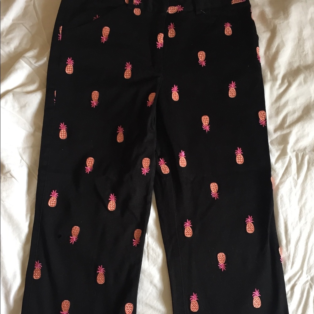 Lilly Pulitzer crops with embroidered pineapples